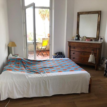 Étoile de la plage T2 La Ciotat Esterno foto